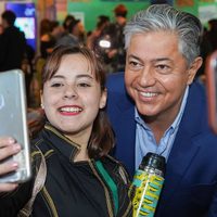 Figueroa destacó la importancia de las becas Gregorio Álvarez en su participan en la Expo vocacional de Neuquén