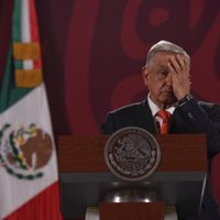 Escandaloso, que INE quiera limitar la libertad de expresión de periodistas en redes: AMLO
