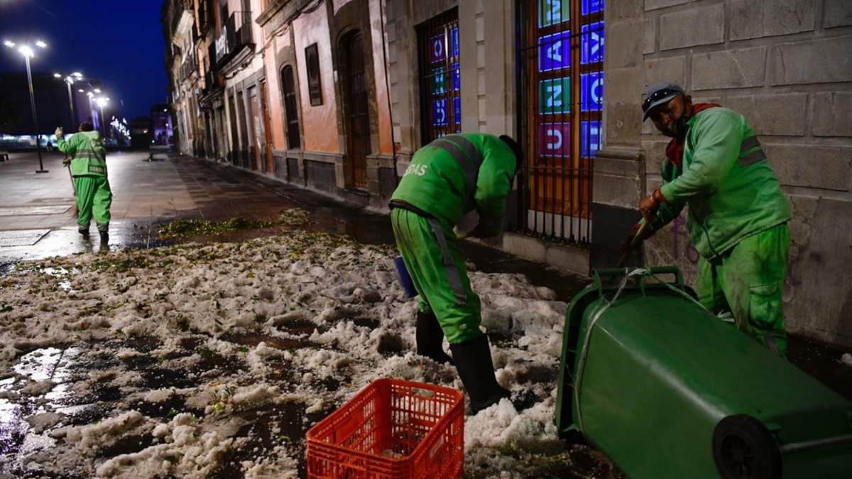 La noche de este miércoles se registró una intensa lluvia en la Ciudad de México