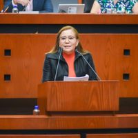 Diputada estalla contra reporteros tras la difusión de fotos de su esposo en camioneta de 2 mdp
