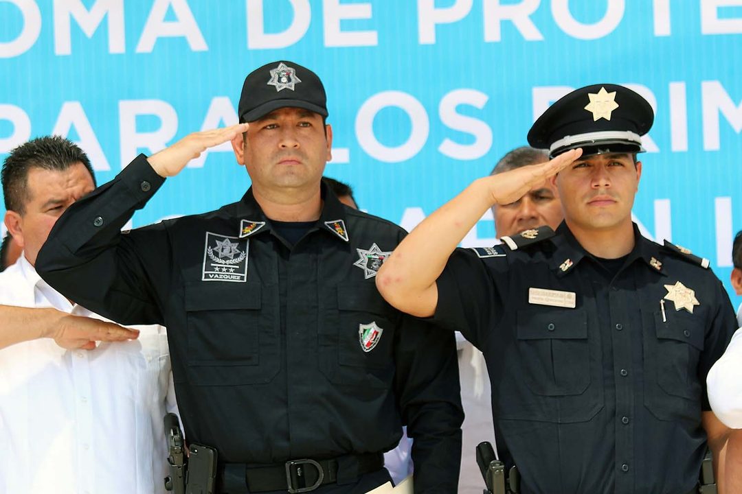 a94e0afb47f9505cdb-130313_policia_jlc3