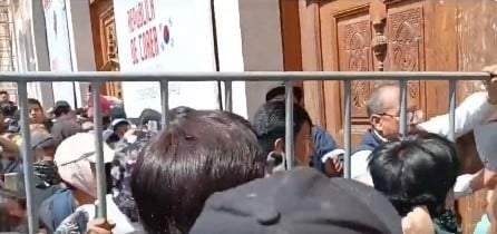 Portazo al Edificio Central de la UAEH