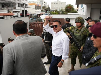 Daniel Noboa, el heredero de un emporio multimillonario que busca reelegirse en Ecuador