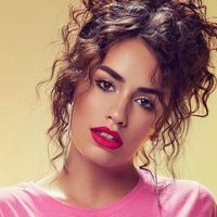 ¡Perderás la razón! Lali Espósito desde Madrid bate el récord de likes en segundos con estas fotos