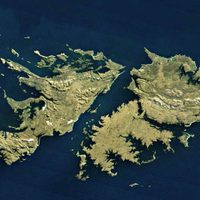Para Filmus, los que viven en Malvinas, viven en Argentina y pueden ir a nuestros hospitales