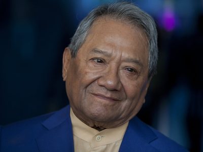 Intuban a Armando Manzanero por agotamiento físico a causa del covid