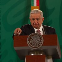 Corte resolverá despenalización del aborto, es un tema "bastante polémico": AMLO
