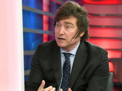 Javier Milei aseguró que no definirá el salario mínimo por decreto