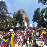 Miles de venezolanos protestan alrededor del mundo por fraude electoral (Video)