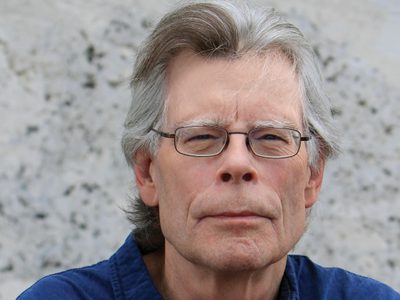 Stephen King volvió a mostrar su fanatismo por “La casa de papel” en las redes sociales