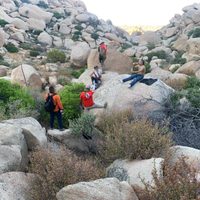"Guía" abandona a cinco migrantes en La Rumorosa