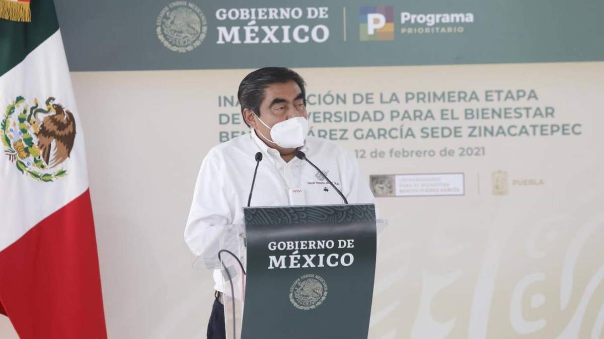 El gobernador de Puebla, en un acto del gobierno federal este viernes 12