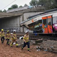 Sube a 43 la cifra de muertos en choque de trenes ocurrido el domingo en el sur de España