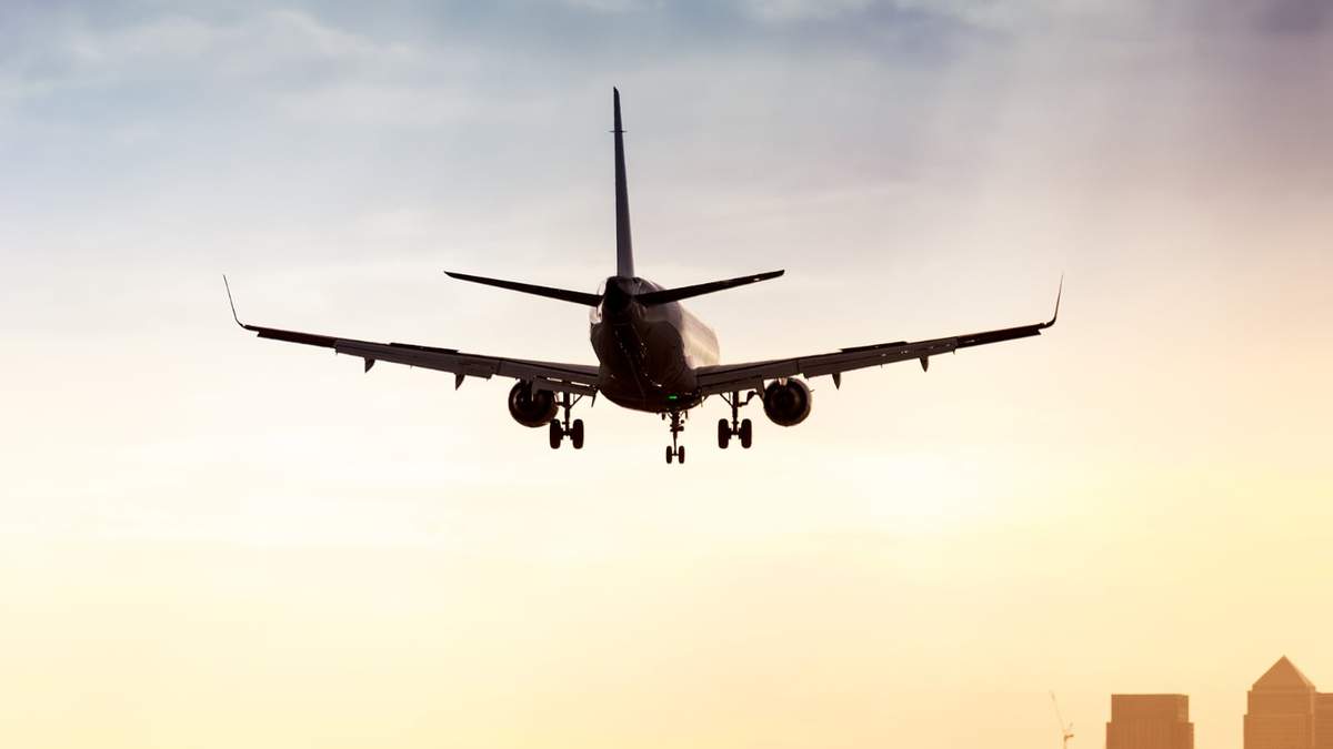 La frecuencia de vuelos se había reducido por la variante Delta. Fuente: (Twitter)