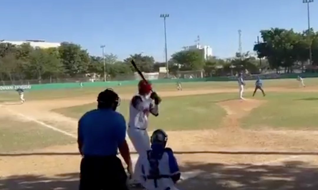 Balacera en beisbol Foto Captura de video