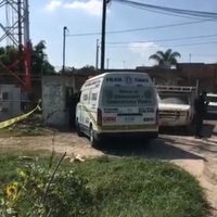 Queman dos cadáveres, uno de ellos decapitado, en un terreno baldío de Tonalá