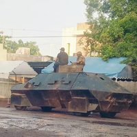 Reportan el rescate de líder de autodefensas en el tercer día de enfrentamientos en Tierra Caliente