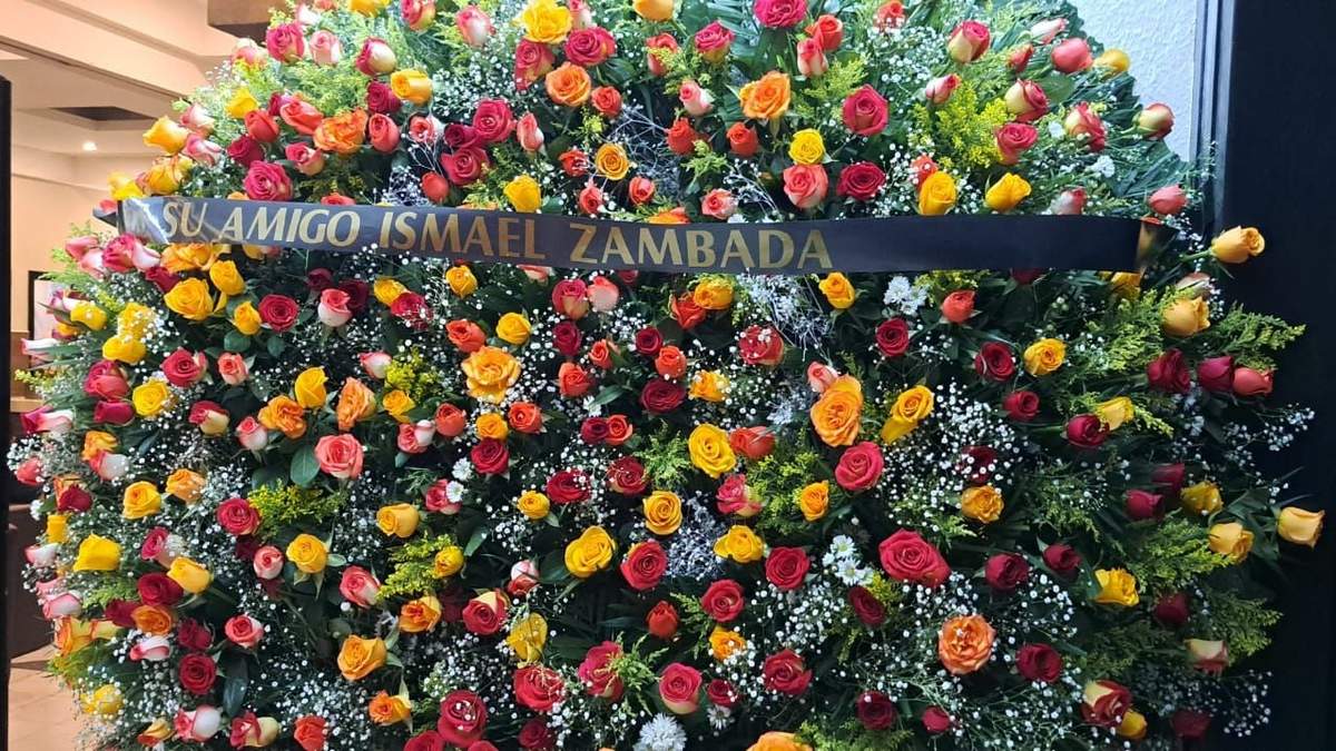 La corona floral de Ismael "El Mayo" Zambada