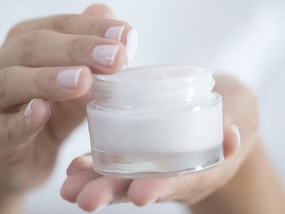Crema casera de ácido hialurónico: con un ingrediente que siempre tirás a la basura, creá esta receta perfecta para tu piel