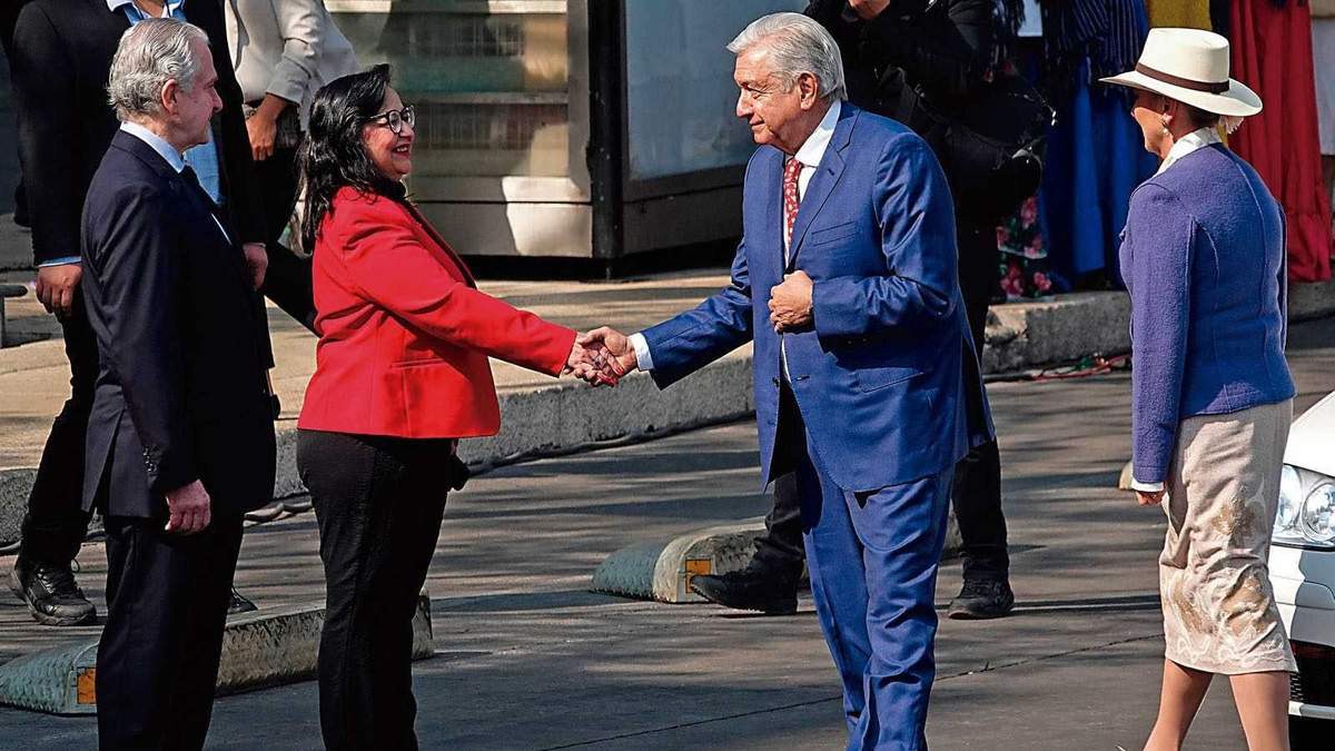 Tensión entre poderes