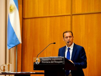 Llegó el día: hoy se debate el proyecto de deuda que envió Gutiérrez