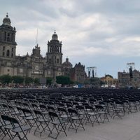 Inician preparativos en el Zócalo para el sexto y último informe de AMLO (Videos)