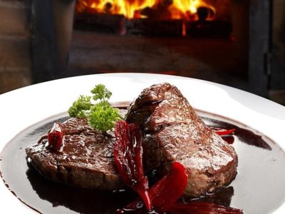 Se corta con cuchara: quedá como un chef con esta receta de lomo al vino tinto que es una bomba