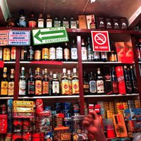 Mueren 33 personas por tomar alcohol edulterado en Estambul; 48 más están hospitalizados
