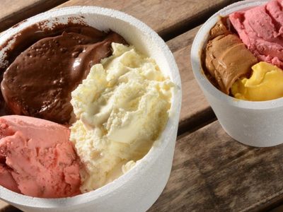 No tires los potes de helado y creá jarrones más lindos y económicos que los de las casas de decoración