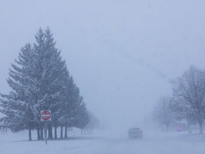 México anuncia plan de contingencia ante posibles fallas eléctricas por tormenta invernal en EU