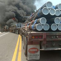 Reportan bloqueos carreteros tras detención de 22 presuntos Viagras