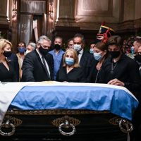 Quiénes fueron los políticos que participaron del velatorio de Carlos Menem