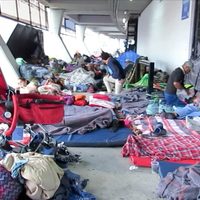 Más de tres mil migrantes duermen a la intemperie en Querétaro