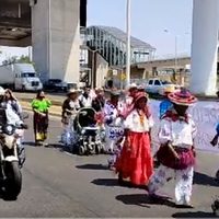 Caravana Wixárika pide intervención de Alfaro para hablar con AMLO y recuperar sus tierras
