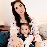 “Ojalá supiera leer”: el particular mensaje de Kimberly Loaiza a su hija que desconcertó a sus fans