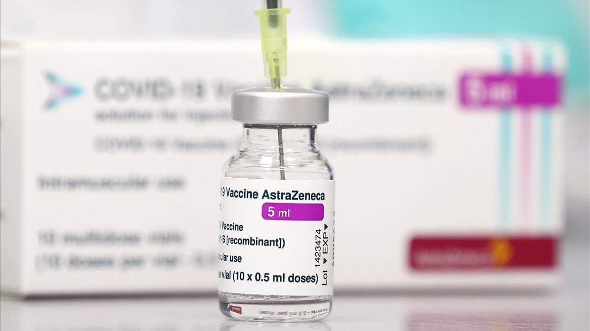 Vacuna de AstraZeneca. Fuente: (Twitter)