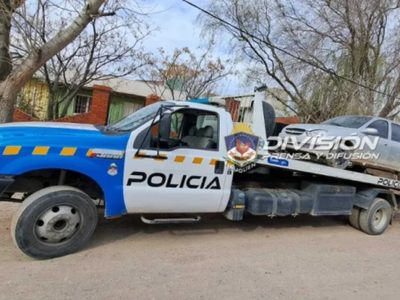 Un auto robado fue recuperado en el Oeste de Neuquén