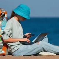 Cómo protegerte de estafas al alquilar departamentos vacacionales en Airbnb, Booking y otras plataformas