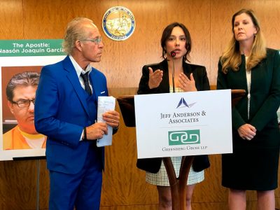 Nueva denuncia contra Naasón Joaquín García por abuso sexual y trabajos forzosos