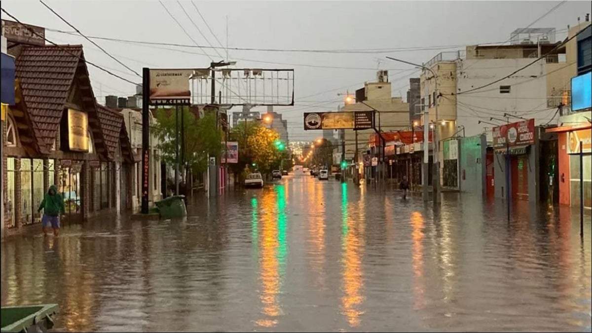 Las inundaciones afectaron a zonas productivas y sectores urbanos. Fuente: (LMNeuquén)
