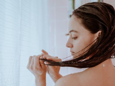 Sin gastar en keratina: el producto que es muy común en la cocina y que ayuda a alisar el cabello