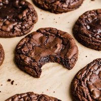 Crumbl cookie brownie: no van a quedar ni las migas de esta receta fácil, deliciosa e ideal para la merienda