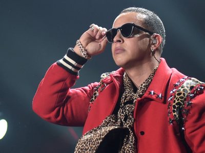 Daddy Yankee no pierde la oportunidad y sigue promocionando a PAM con sus mejores fotos