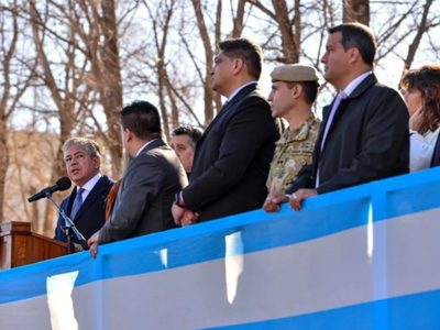 Figueroa afirmó que su gobierno está limpiando el estado y llamó a trabajar en el desarrollo del “nuevo Neuquén”