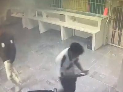 Video muestra que agentes del INM dejaron encerrados a migrantes durante el incendio