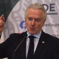 Creel a AMLO: los problemas con Estados Unidos no se arreglan a trancazos