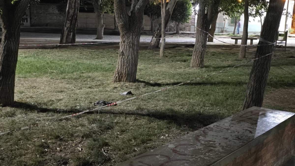 Por la gravedad de una de las heridas el hombre fue trasladado al hospital Castro Rendón. Fuente: (Centenario Digital).