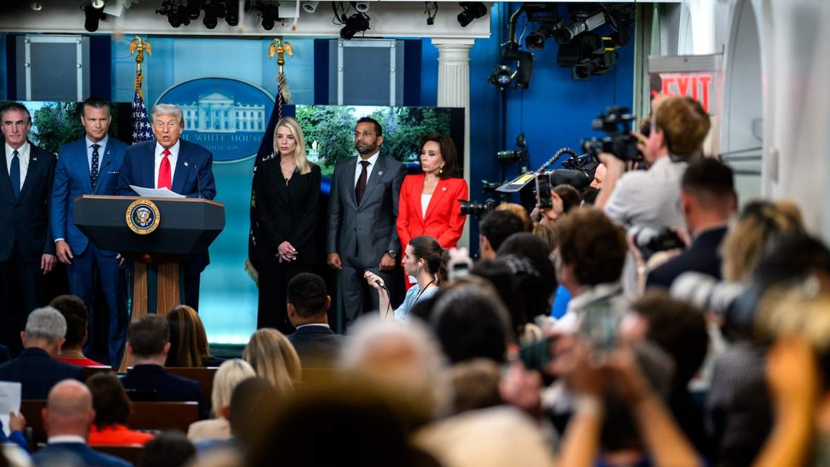 El presidente de Estados Unidos, Donald Trump, en una confencia con medios