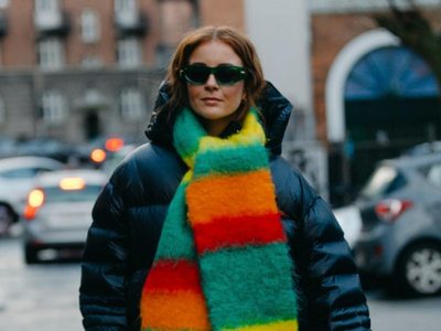 Los bufandones arrasan este invierno: cómo usar este complemento que eleva tu outfit y es tu aliado contra el frío