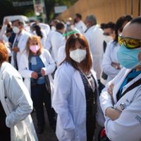 CDMX: 100% de trabajadores que atienden covid-19 ya recibieron primera dosis de Pfizer